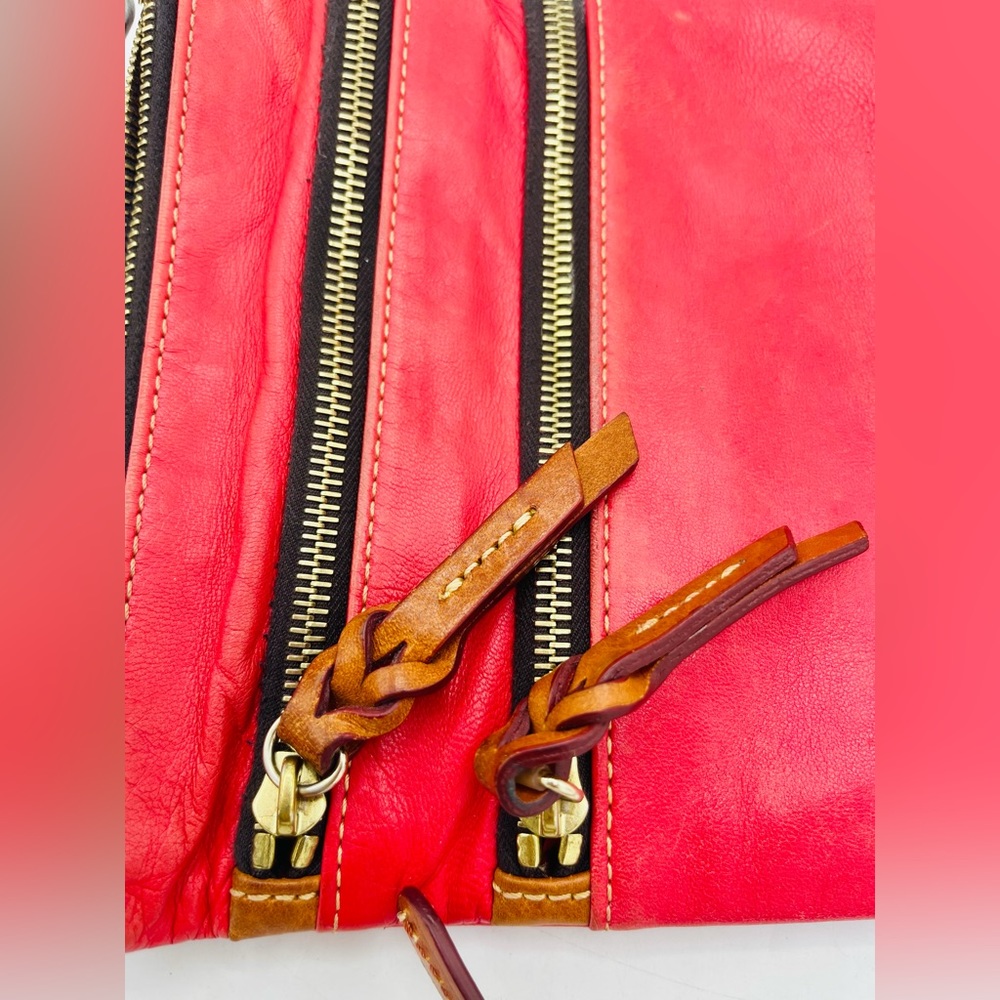 $SALE$DOONEY & BOURKE SALMON CROSSBODY REVERSIBLE  PURSE  WITH 2 POCKETS IN BACK - Picture 12 of 16